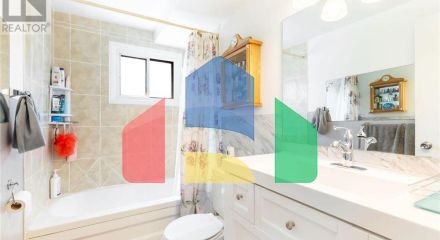 Residential - Single Family Home - Brampton, Canada - Canada