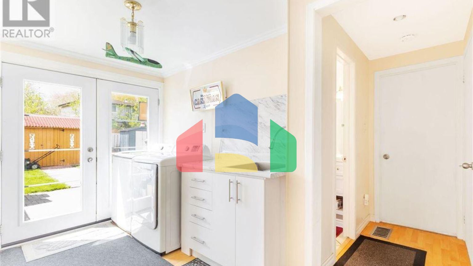 Residential - Single Family Home - Brampton, Canada - Canada