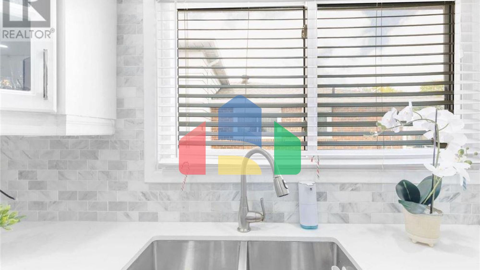 Residential - Single Family Home - Brampton, Canada - Canada