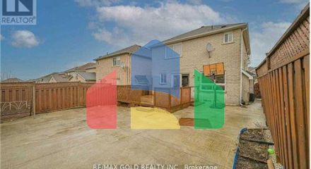 Residential - Single Family Home - Brampton, Canada - Canada