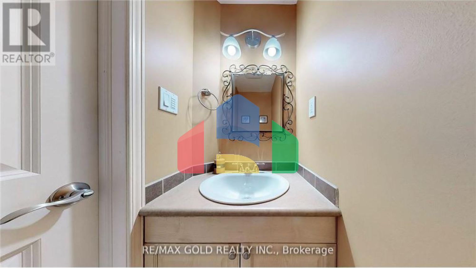 Residential - Single Family Home - Brampton, Canada - Canada