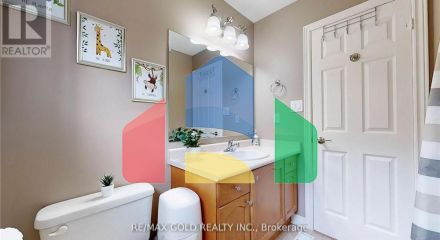 Residential - Single Family Home - Brampton, Canada - Canada