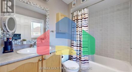 Residential - Single Family Home - Brampton, Canada - Canada