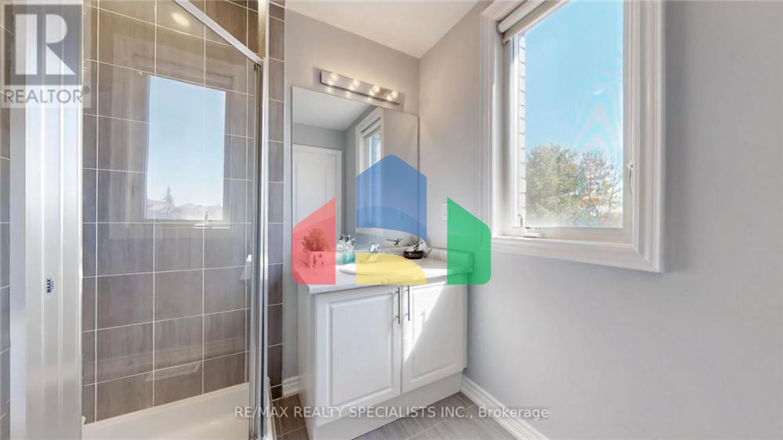 Residential - Single Family Home - Brampton, Canada - Canada