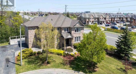 Residential - Single Family Home - Brampton, Canada - Canada