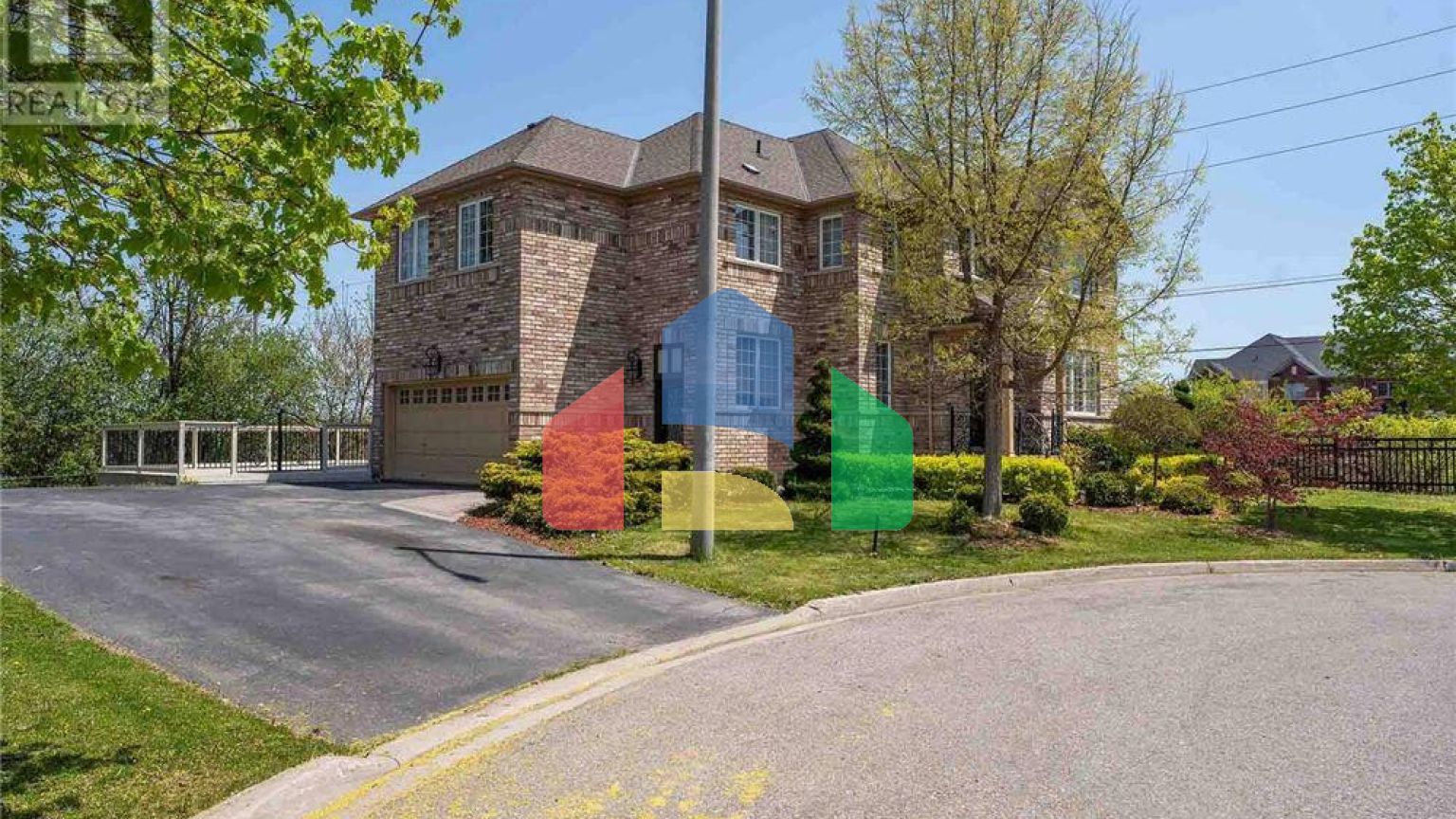 Residential - Single Family Home - Brampton, Canada - Canada