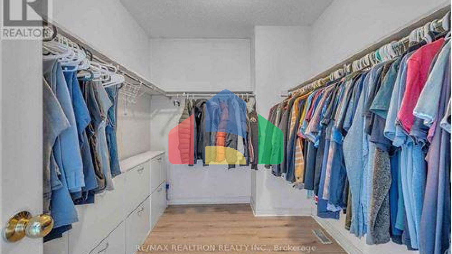 Residential - Single Family Home - Brampton, Canada - Canada