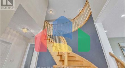 Residential - Single Family Home - Brampton, Canada - Canada