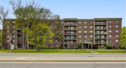 Residential - Condo/Apartment - Brossard, Canada - Canada