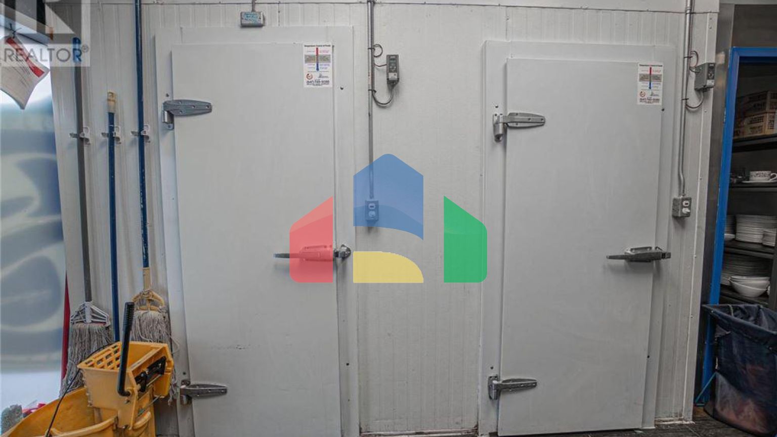 Commercial - Commercial/Retail - Burlington, Canada - Canada