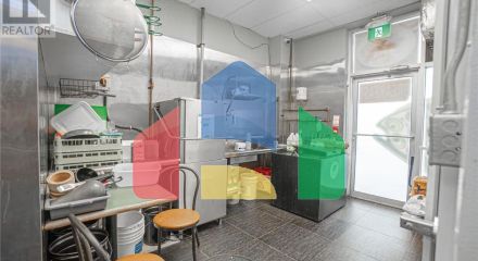 Commercial - Commercial/Retail - Burlington, Canada - Canada