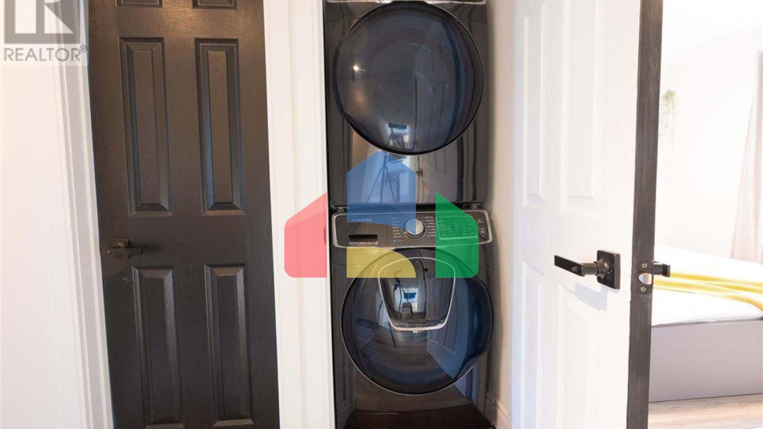 Residential - Single Family Home - Burlington, Canada - Canada