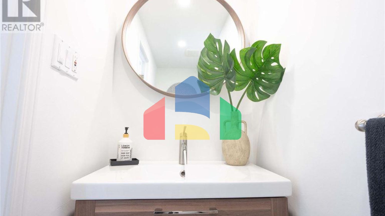 Residential - Single Family Home - Burlington, Canada - Canada