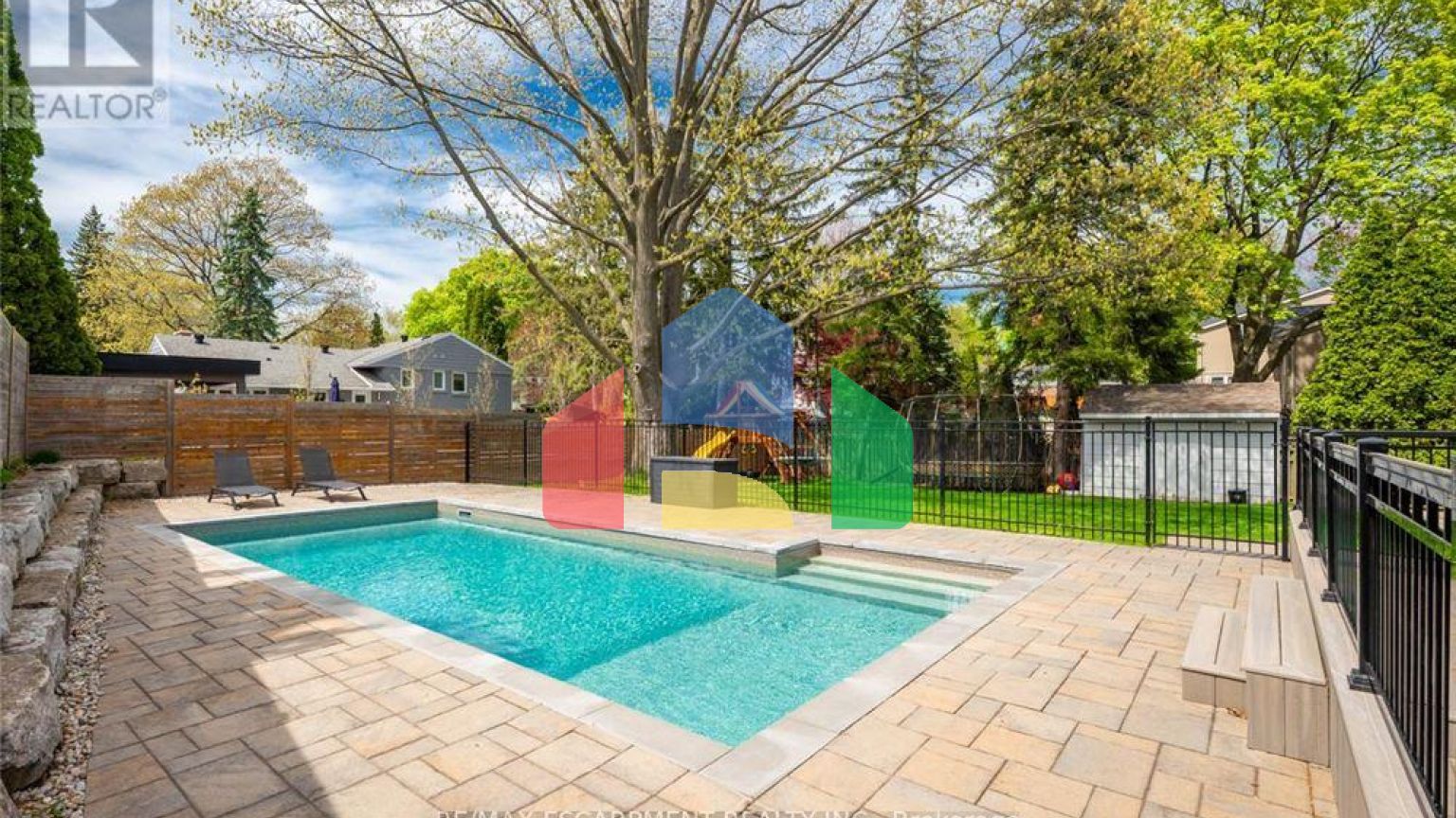 Residential - Single Family Home - Burlington, Canada - Canada