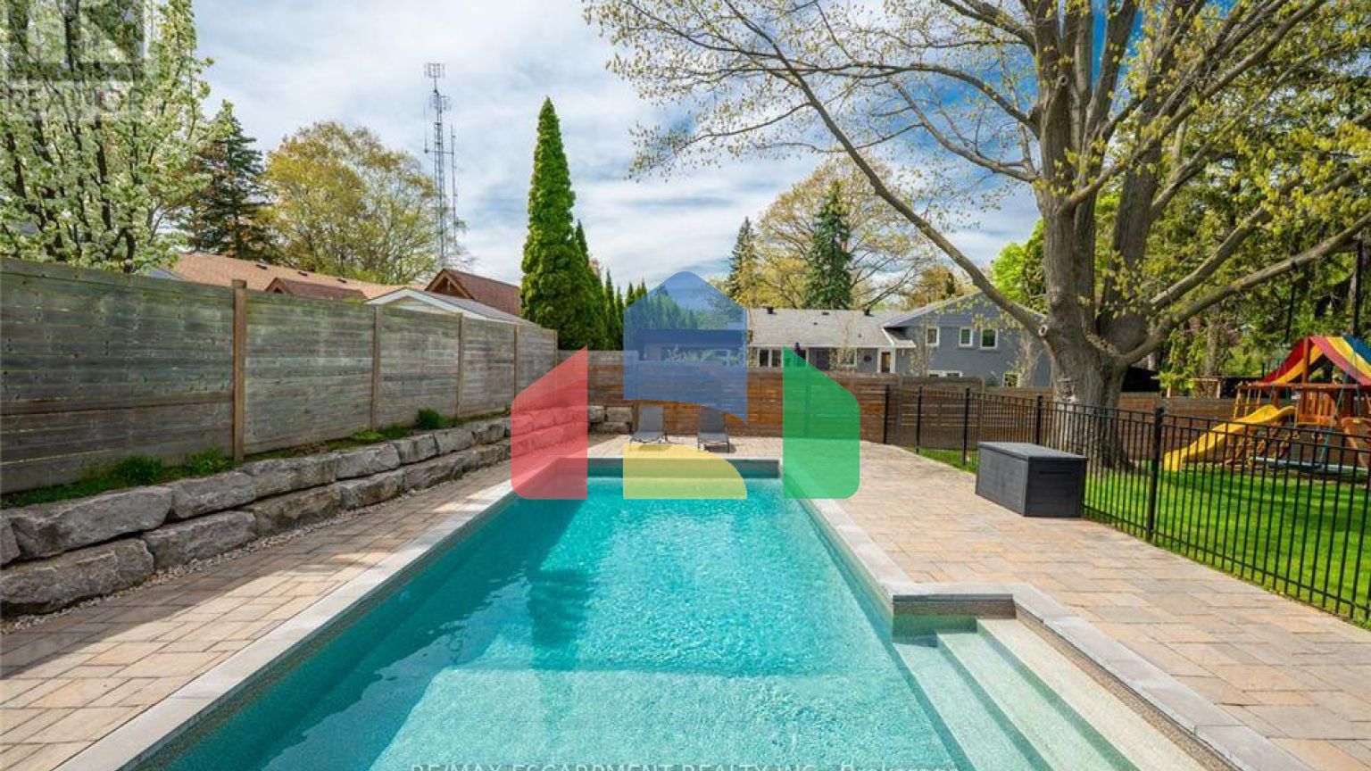 Residential - Single Family Home - Burlington, Canada - Canada