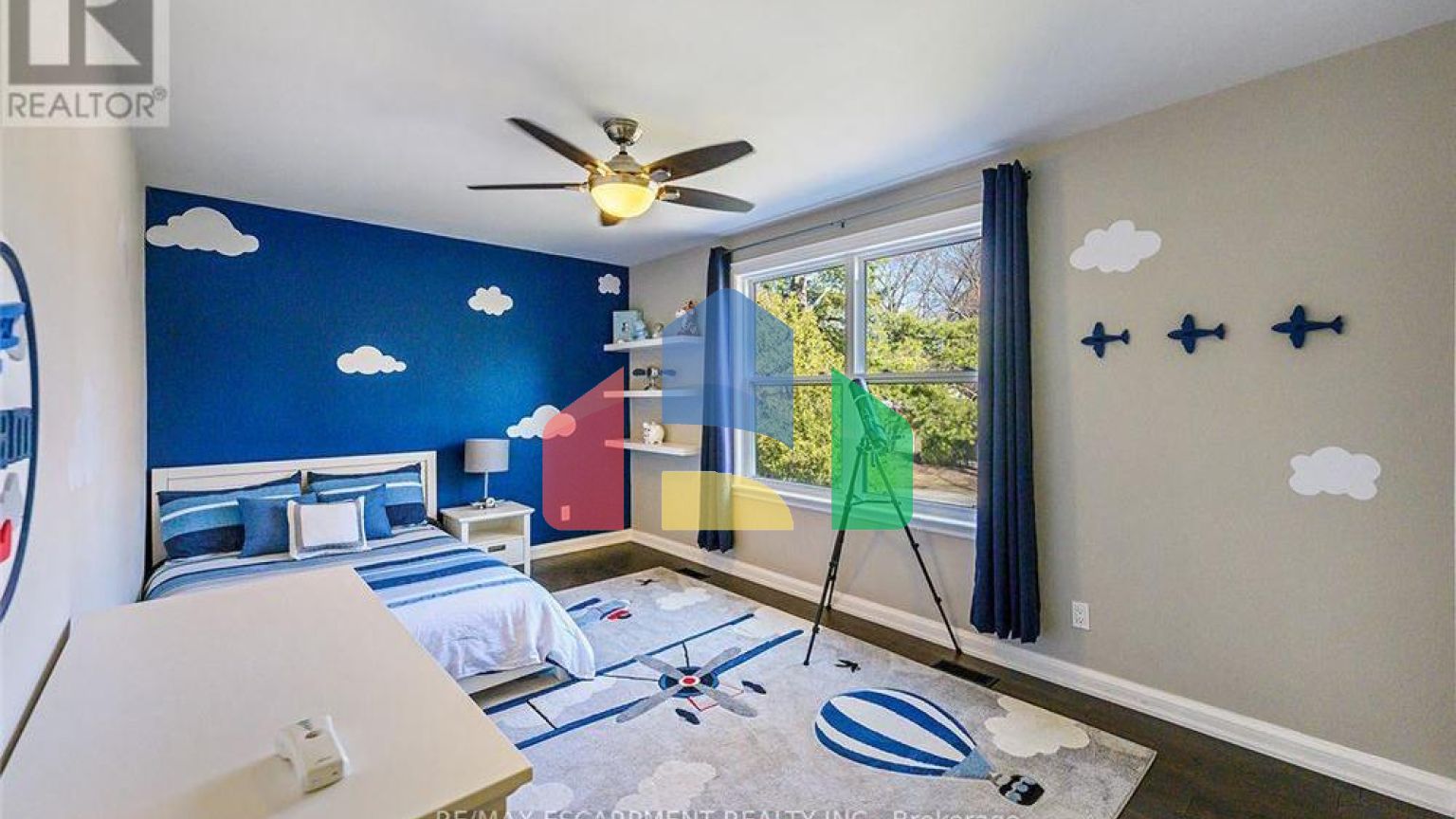 Residential - Single Family Home - Burlington, Canada - Canada