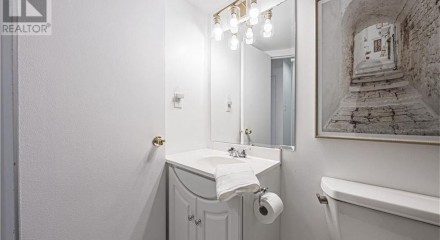 Residential - Condo/Apartment - Burlington, Canada - Canada