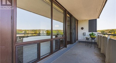 Residential - Condo/Apartment - Burlington, Canada - Canada