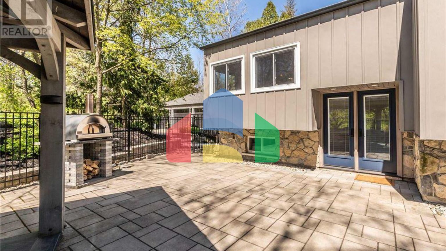 Residential - Single Family Home - Burlington, Canada - Canada