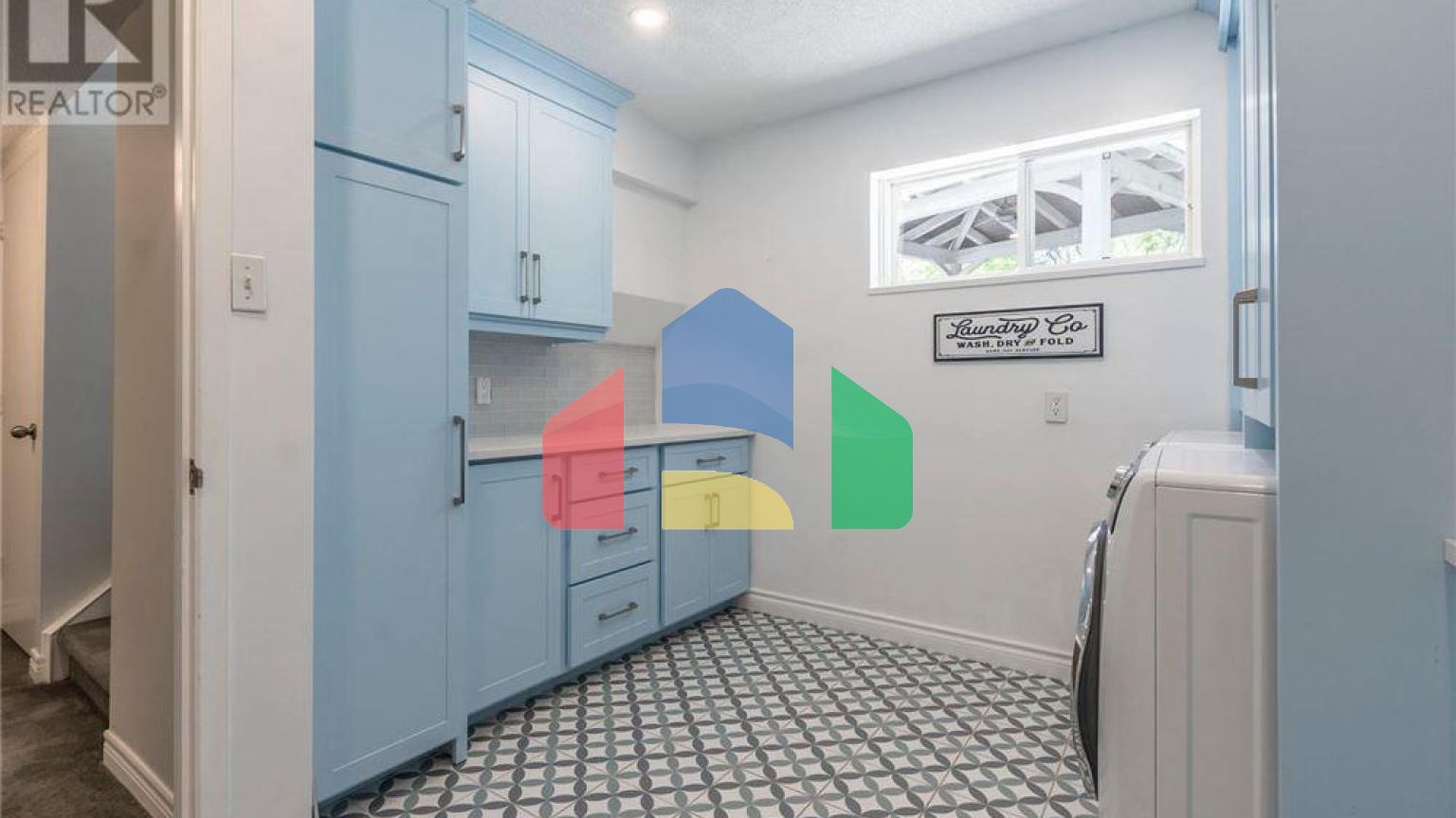 Residential - Single Family Home - Burlington, Canada - Canada