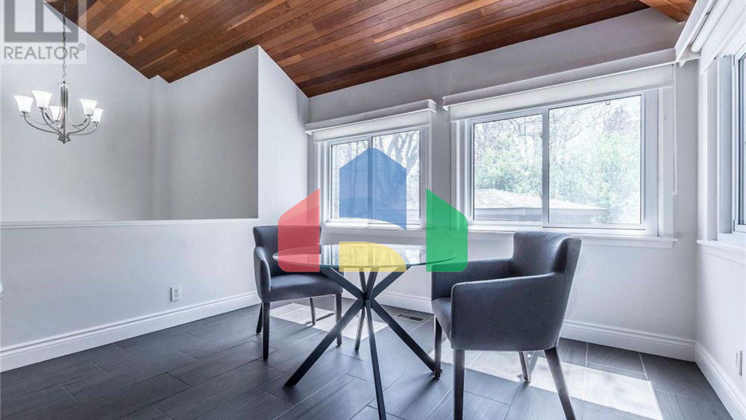 Residential - Single Family Home - Burlington, Canada - Canada