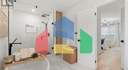 Residential - Single Family Home - Burlington, Canada - Canada