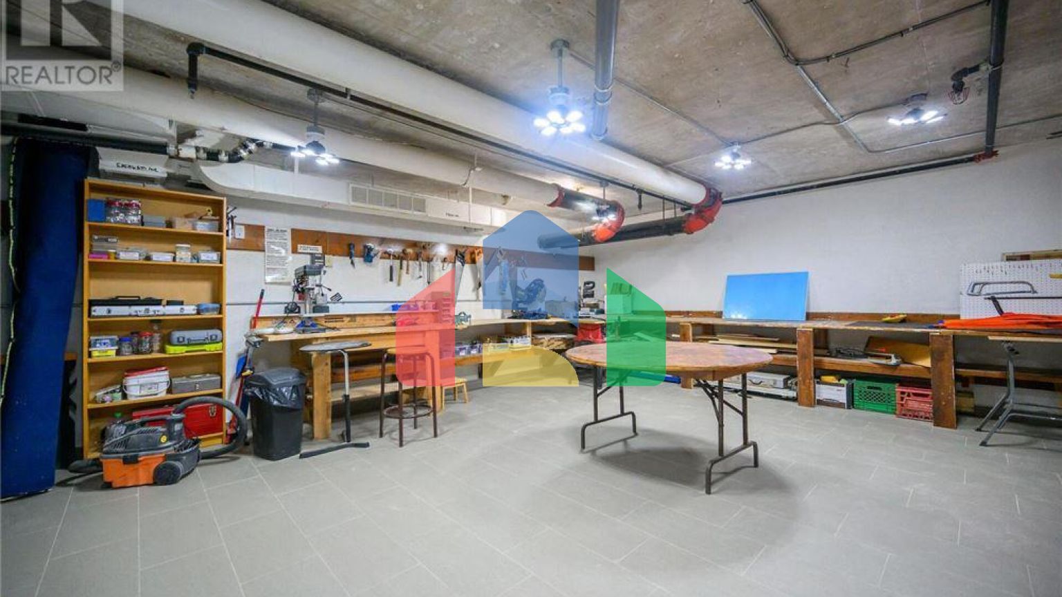 Residential - Condo/Apartment - Burlington, Canada - Canada