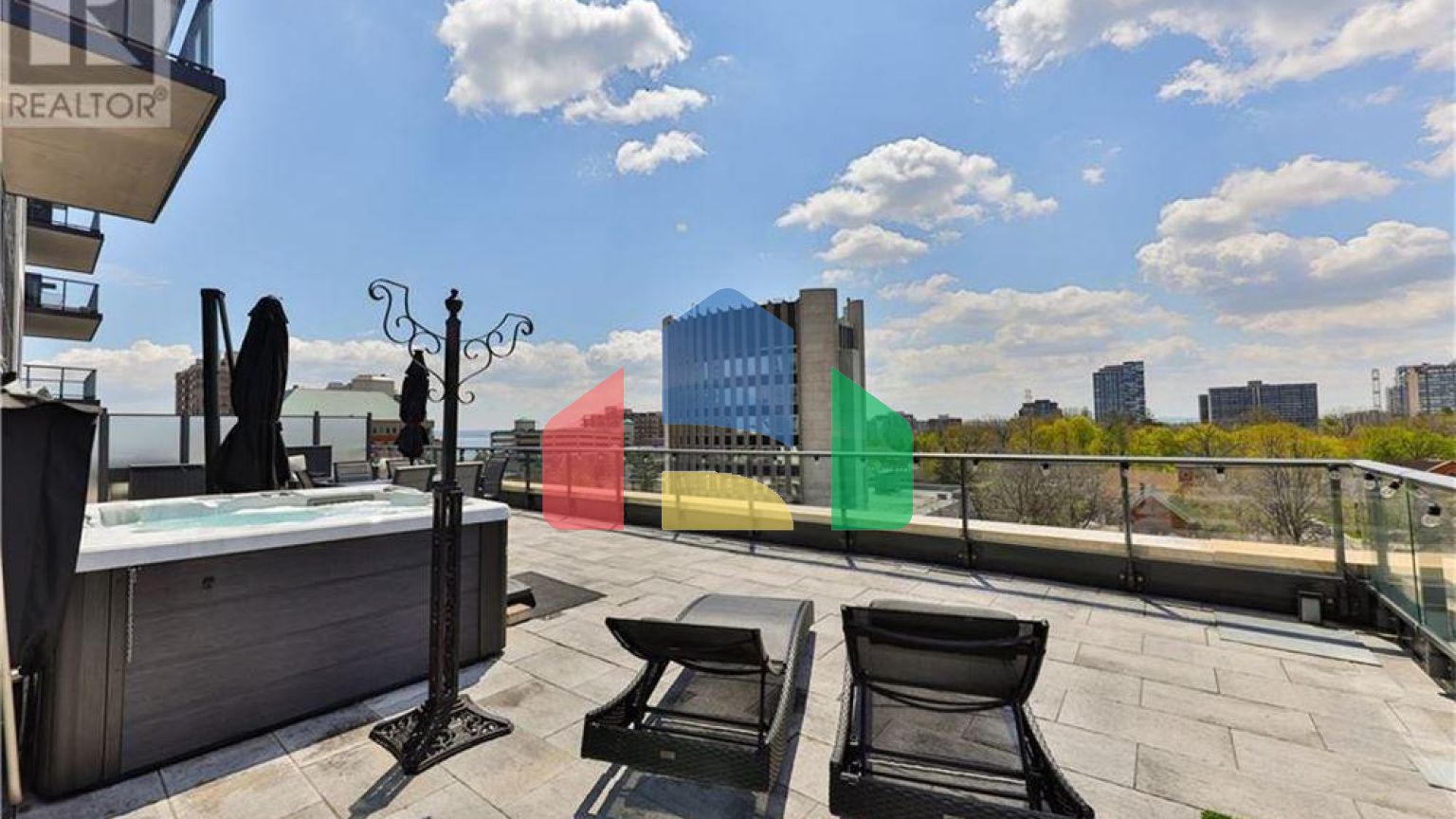 Residential - Condo/Apartment - Burlington, Canada - Canada