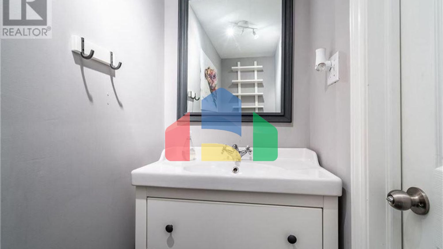 Residential - Single Family Home - Burlington, Canada - Canada