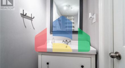 Residential - Single Family Home - Burlington, Canada - Canada