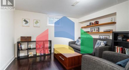 Residential - Single Family Home - Burlington, Canada - Canada