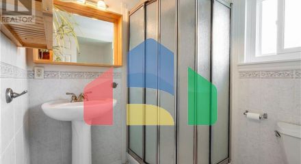 Residential - Single Family Home - Burlington, Canada - Canada