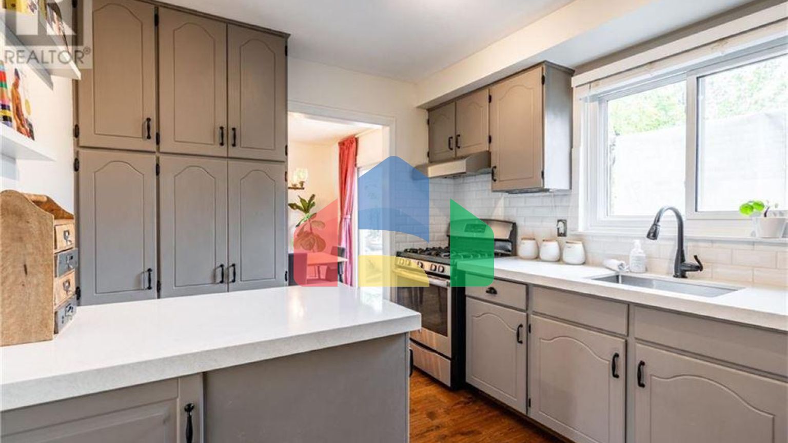 Residential - Single Family Home - Burlington, Canada - Canada