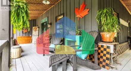 Residential - Single Family Home - Burlington, Canada - Canada