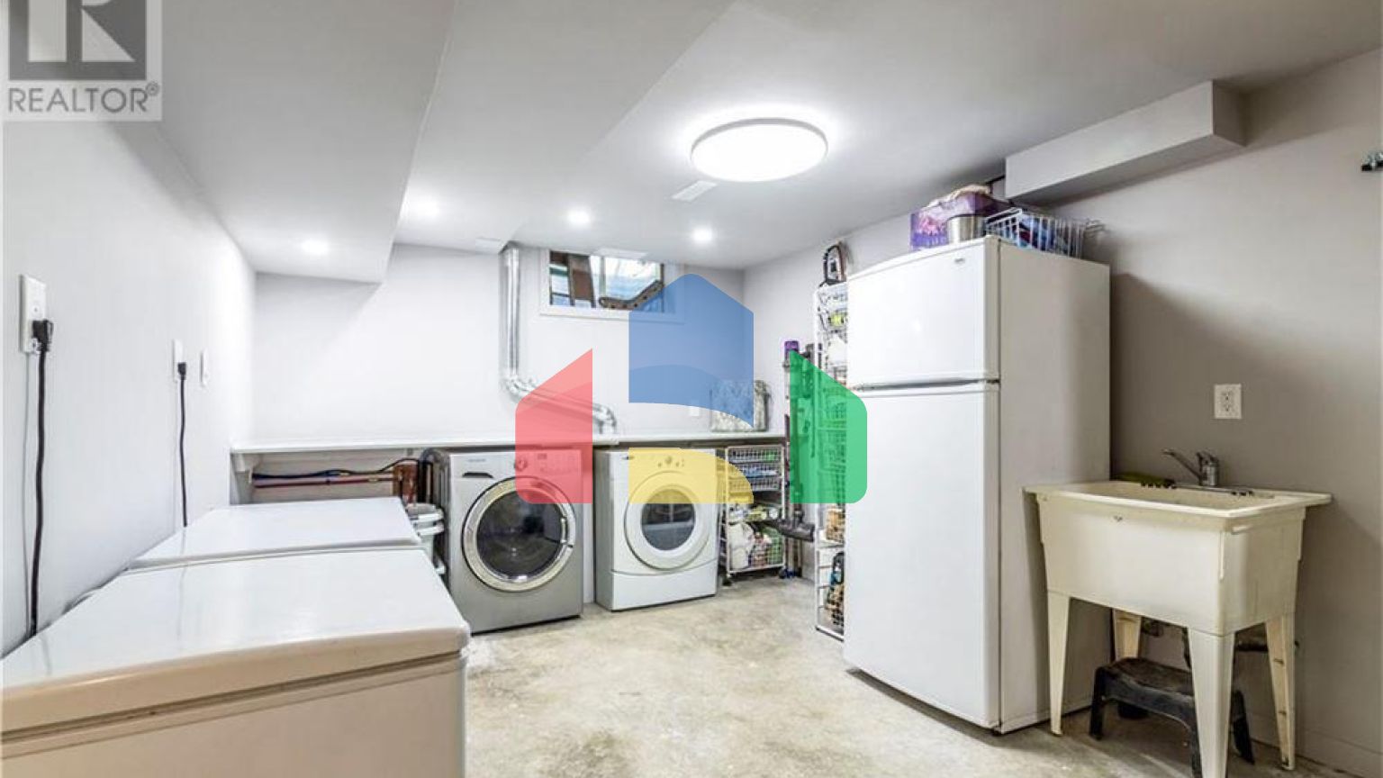 Residential - Single Family Home - Burlington, Canada - Canada