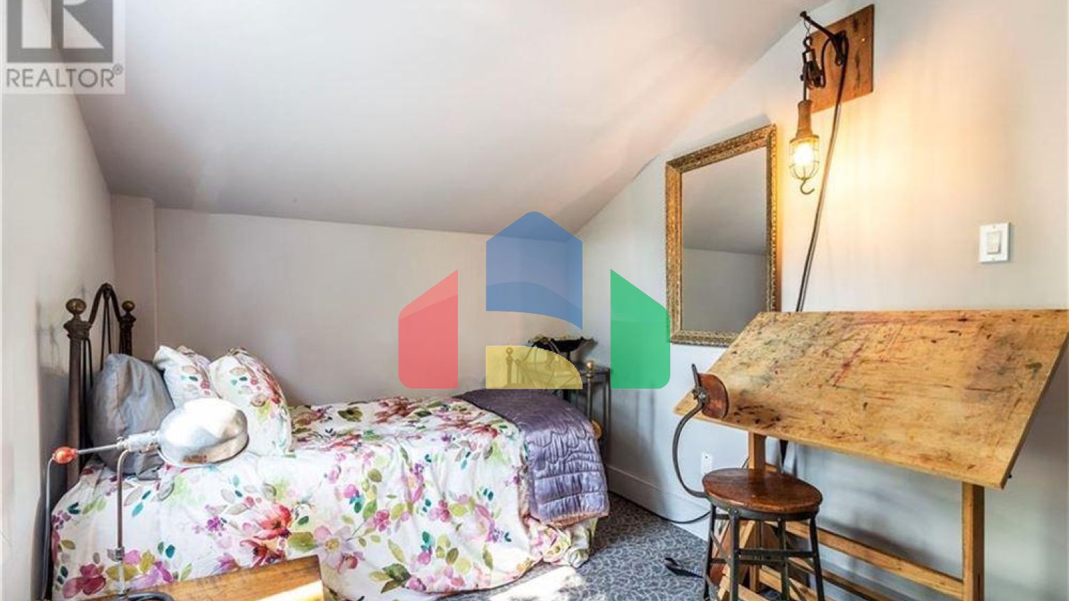 Residential - Single Family Home - Burlington, Canada - Canada