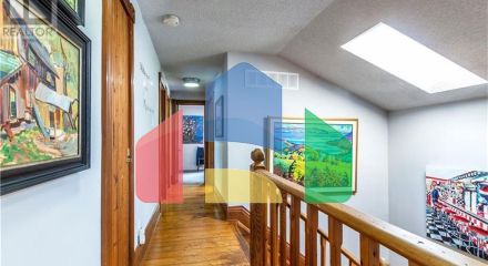 Residential - Single Family Home - Burlington, Canada - Canada