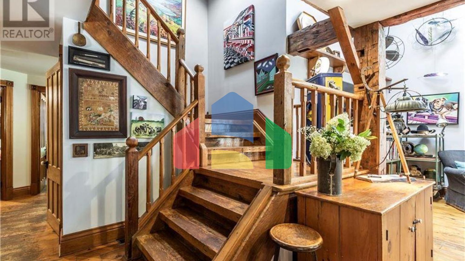 Residential - Single Family Home - Burlington, Canada - Canada