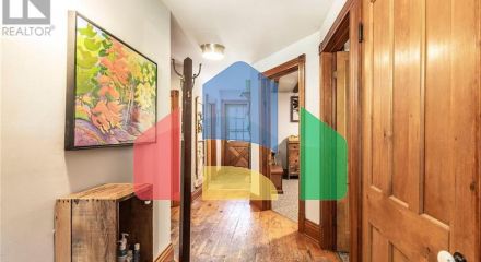 Residential - Single Family Home - Burlington, Canada - Canada
