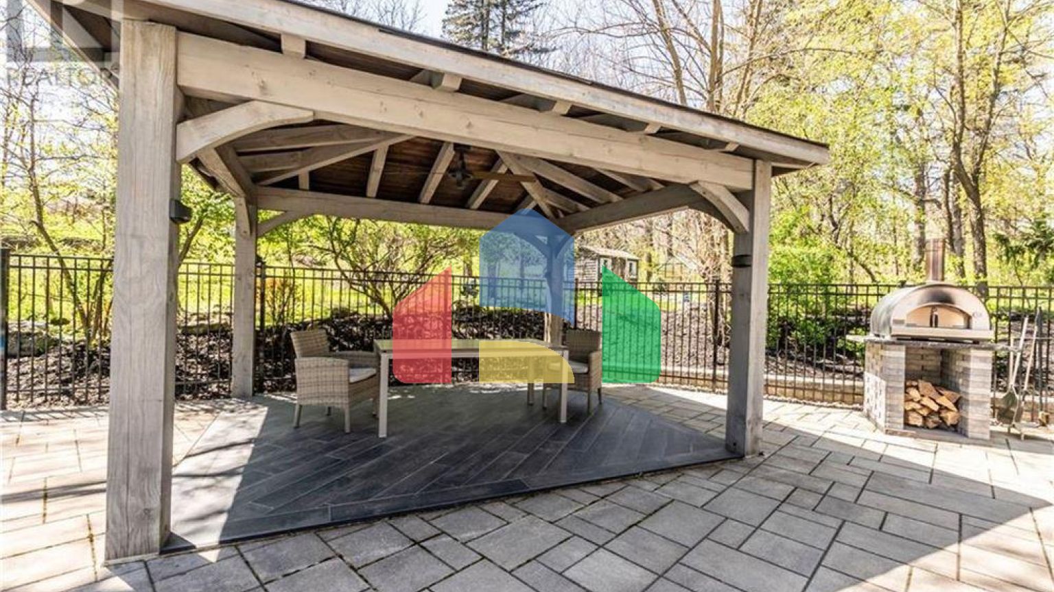 Residential - Single Family Home - Burlington, Canada - Canada