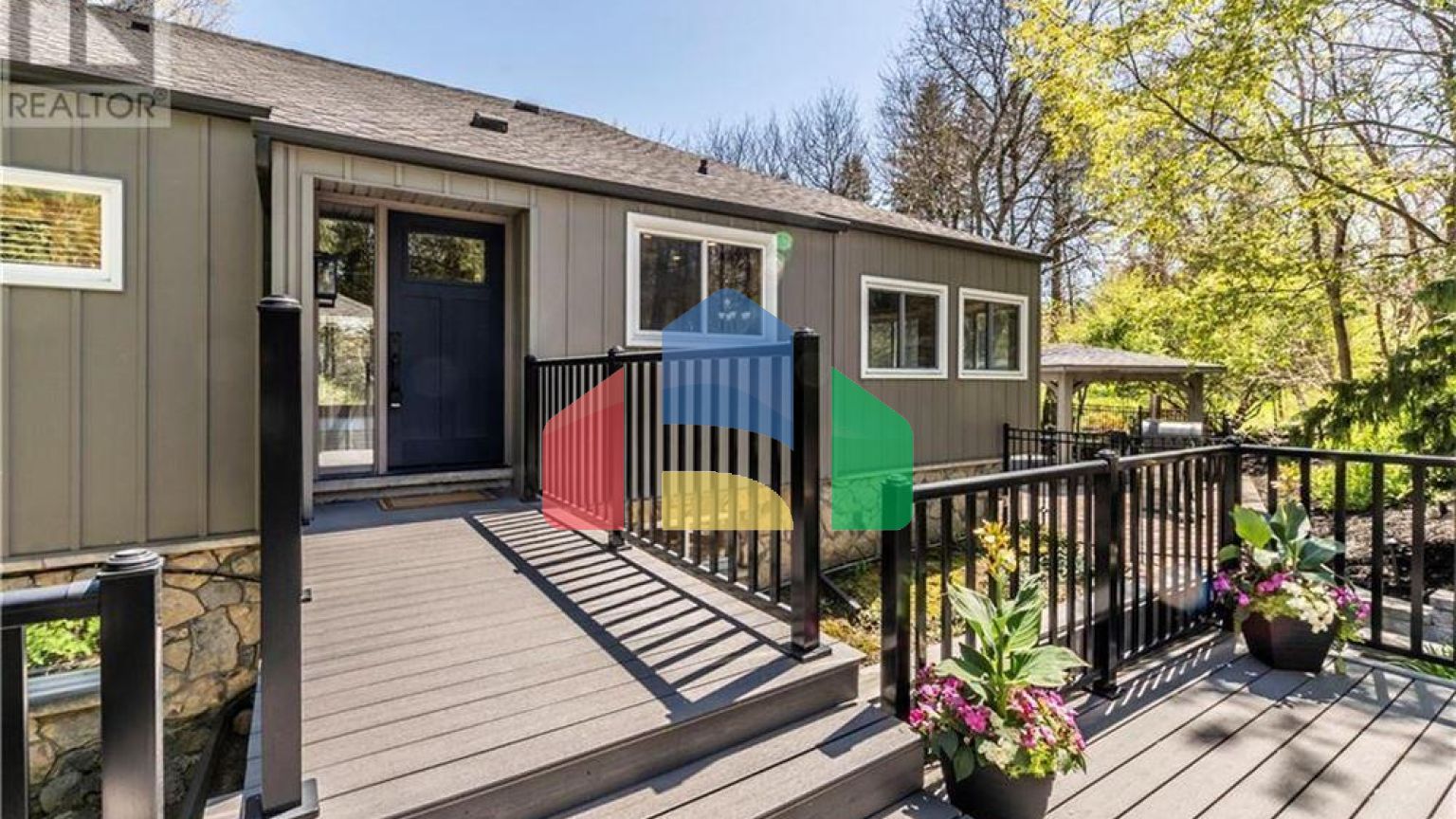 Residential - Single Family Home - Burlington, Canada - Canada