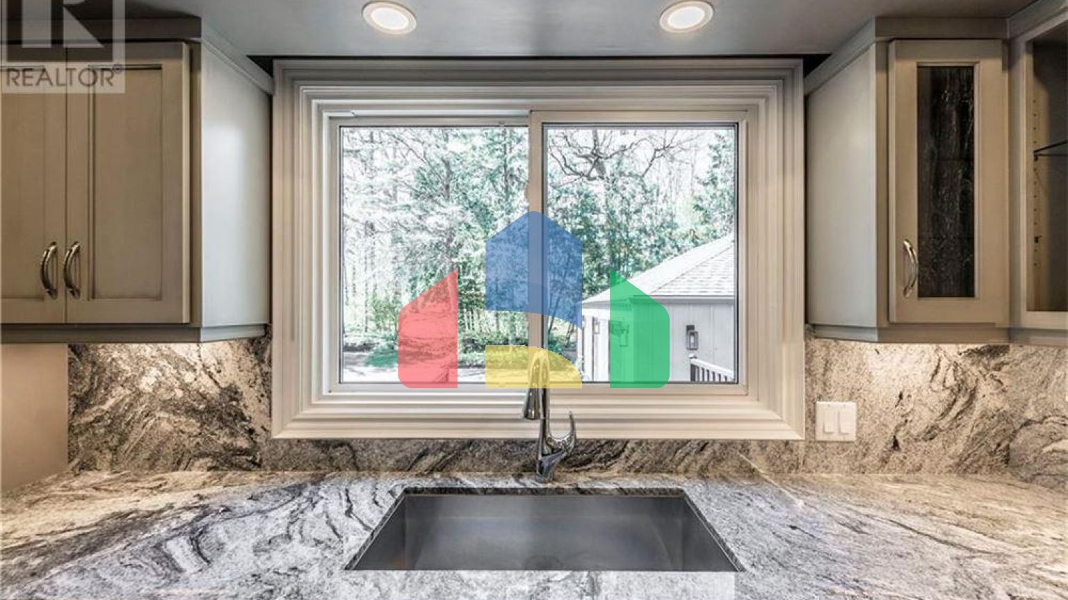 Residential - Single Family Home - Burlington, Canada - Canada