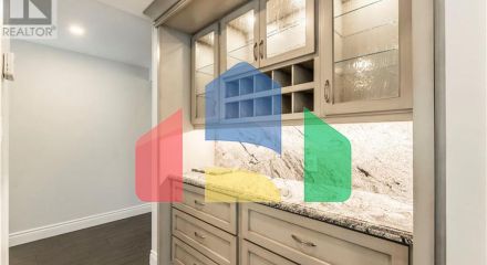 Residential - Single Family Home - Burlington, Canada - Canada