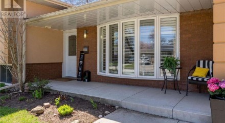 Residential - Single Family Home - Burlington, Canada - Canada