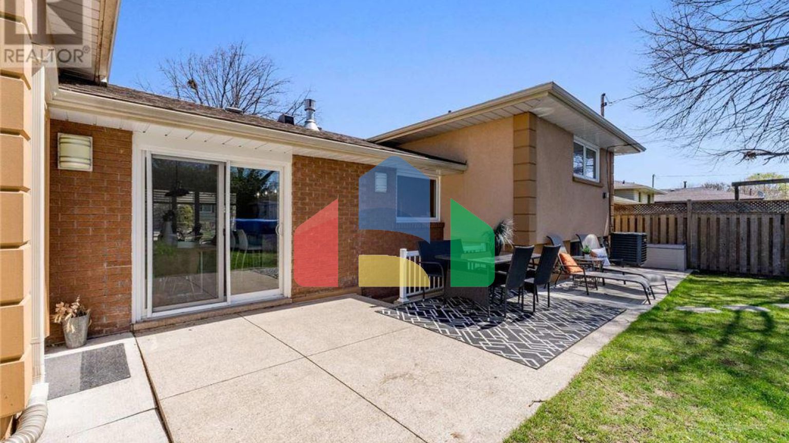 Residential - Single Family Home - Burlington, Canada - Canada