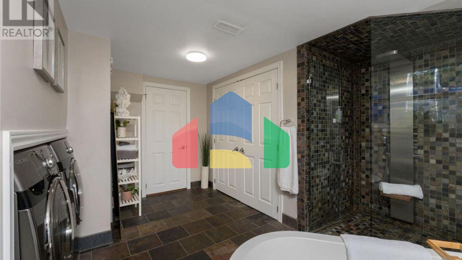 Residential - Single Family Home - Burlington, Canada - Canada