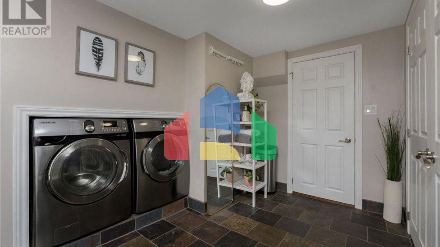 Residential - Single Family Home - Burlington, Canada - Canada