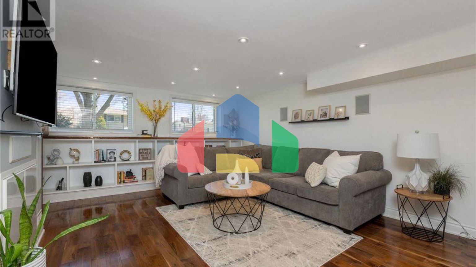 Residential - Single Family Home - Burlington, Canada - Canada