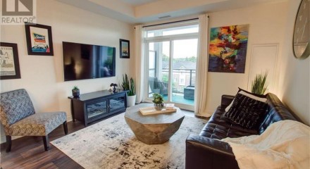 Residential - Condo/Apartment - Burlington, Canada - Canada
