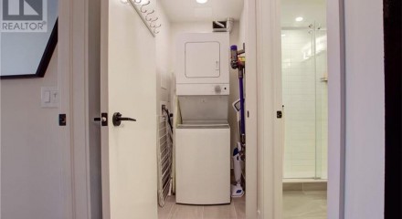Residential - Condo/Apartment - Burlington, Canada - Canada